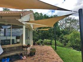 CCOMTR500 - Vela de sombra triangular 'Coolaroo Commercial' 5 m