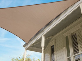 CEVERTR300 - Vela de sombra triangular 'Coolaroo Everyday' 3 m