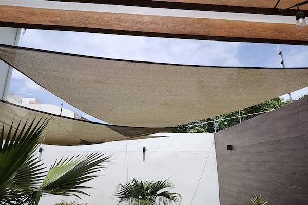 CRTHTR360: Vela de sombra triangular portátil Coolaroo 3,6 m